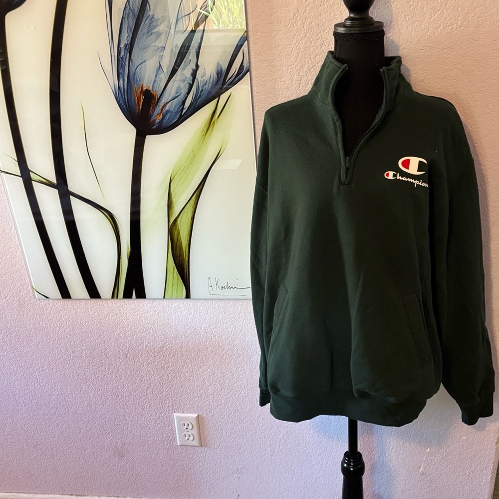 Champion green mens pullover shirt size large